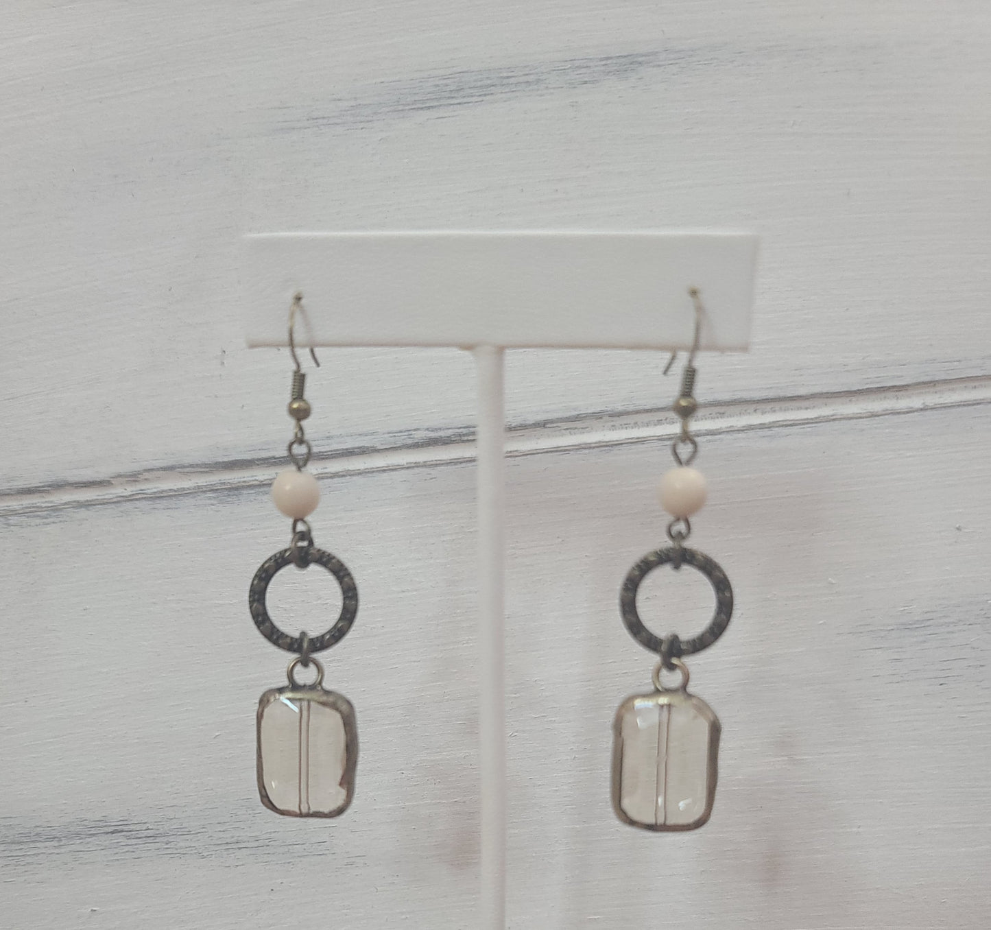 Square Pebble Crystal with Antique Gold Circle Dangle Earrings