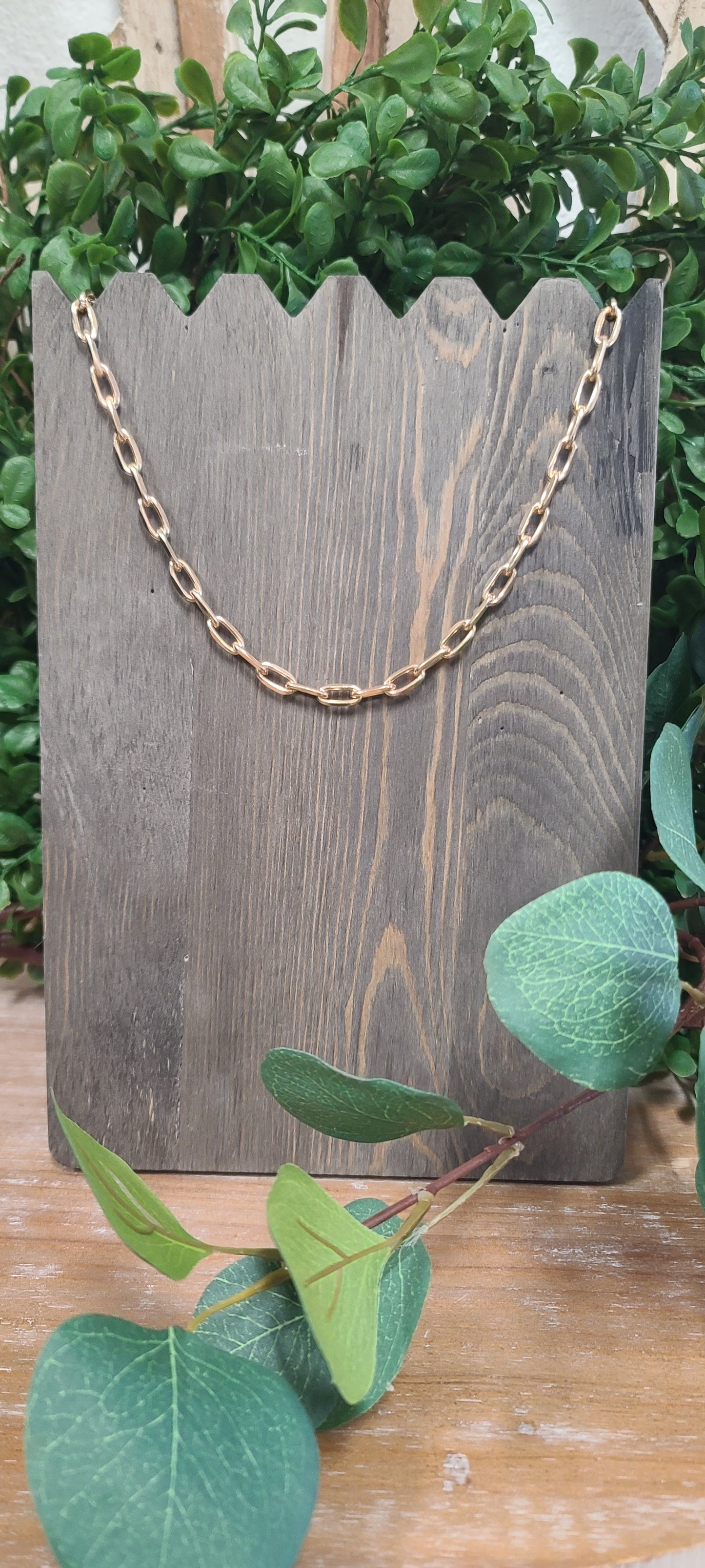 Short, Thick Gold Link Necklace